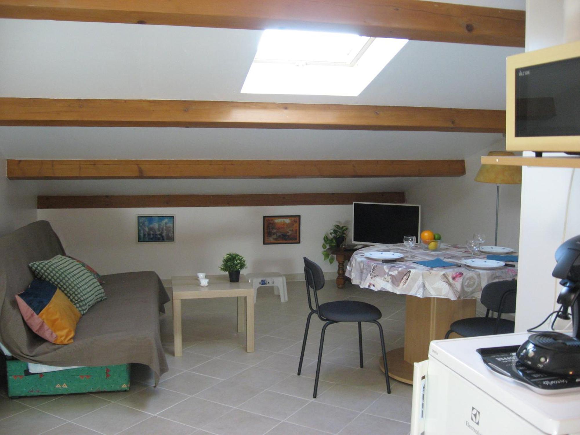 T 2 Avec Velux Sous Les Combes De 34 M2 Apartman La Londe-les-Maures Kültér fotó